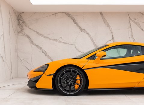 McLaren 570S 22