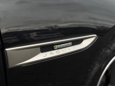 Jaguar XE 2.0d R-Sport Auto AWD Euro 6 (s/s) 4dr 25