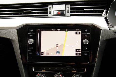 Volkswagen Passat SEL TSI EVO DSG 20