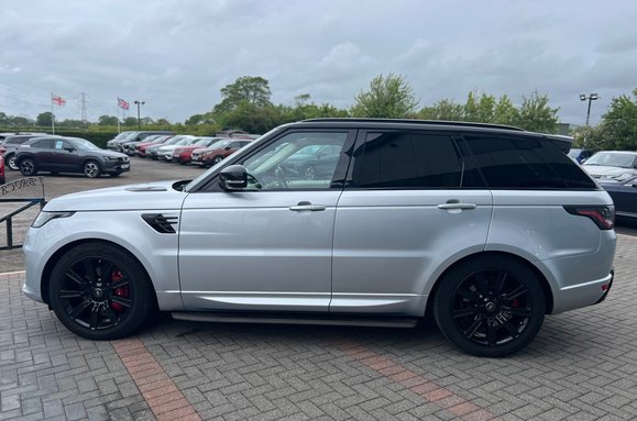 Land Rover Range Rover Sport HSE DYNAMIC AUTO P400e PETROL HYBRID PAN ROOF 10
