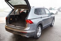 Volkswagen Tiguan Allspace SEL TSI DSG 42