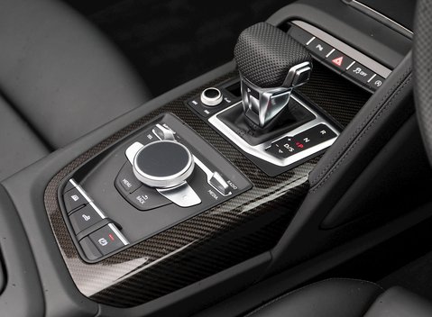 Audi R8 Spyder V10 Performance Carbon Black 17
