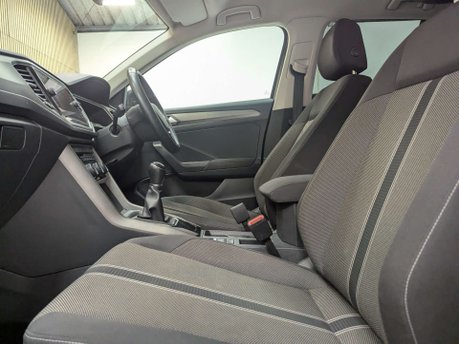 Volkswagen T-Roc 1.0 T-Roc SE TSi 5dr 37