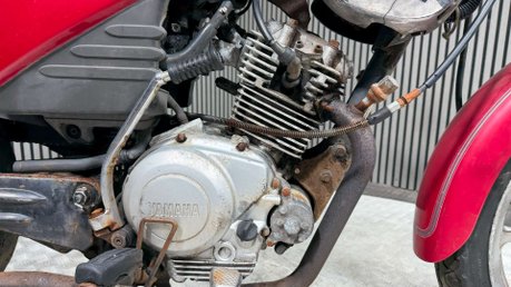 Yamaha YBR125 Custom 2009 HIGH MILES BREAKER PROJECT PARTS BIKE 125CC LEARNER 18