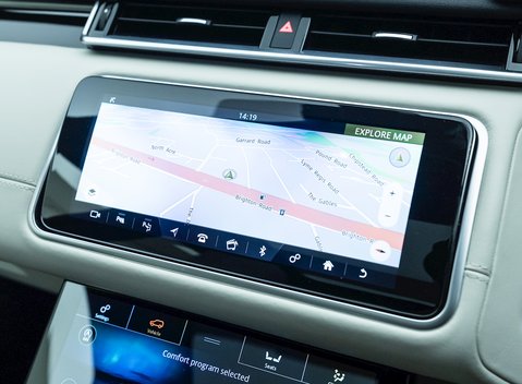 Land Rover Range Rover Velar R-Dynamic D240 HSE 18