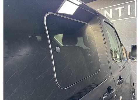 Ford Transit Custom 2.0 300 EcoBlue Limited Crew Van Double Cab 5dr Diesel Manual L2 H1 Euro 6 25