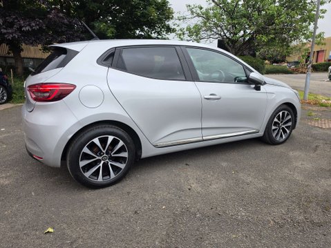 Renault Clio 1.0 Clio Iconic TCe 5dr 37
