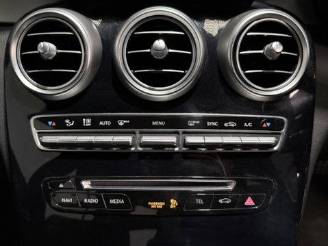 Mercedes-Benz C Class 2.1 C220 BlueTEC AMG Line (Premium) G-Tronic+ Euro 6 (s/s) 4dr 27