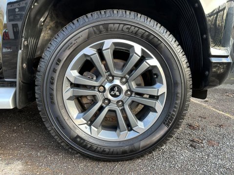 Mitsubishi L200 DI-D WARRIOR DCB 4