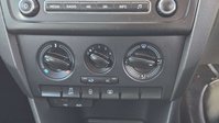Skoda Rapid 1.2 TSI SE Hatchback 5dr Petrol Manual Euro 5 (86 ps) 26