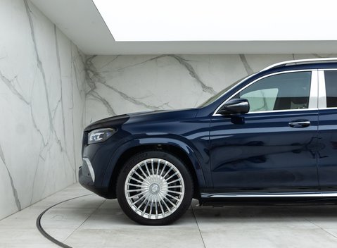 Mercedes-Benz GLS 600 Maybach 39