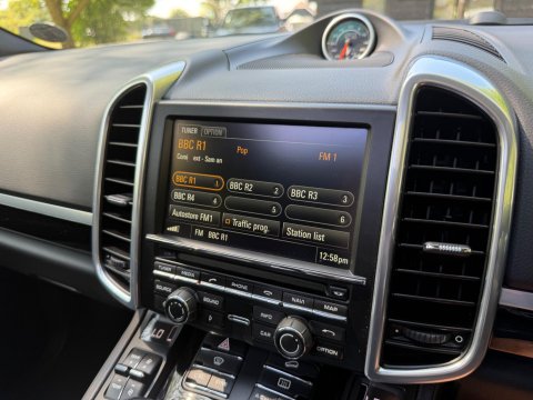 Porsche Cayenne D V6 TIPTRONIC S 71