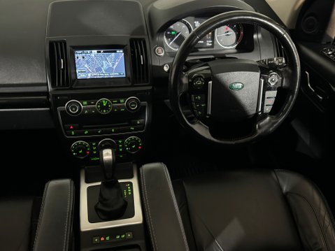 Land Rover Freelander SD4 METROPOLIS 10