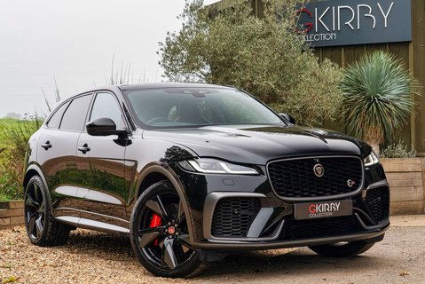 Jaguar F-Pace 5.0 SVR 2
