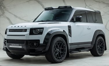 Land Rover Defender 90 V8 P525 URBAN 1