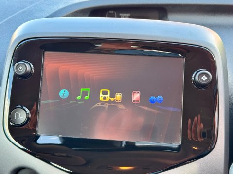 Toyota Aygo VVT-I X-PLAY TSS 9