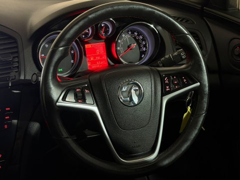 Vauxhall Insignia SE NAV CDTI 14