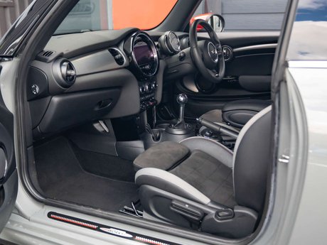 Mini Hatch 2.0 John Cooper Works 3dr 6