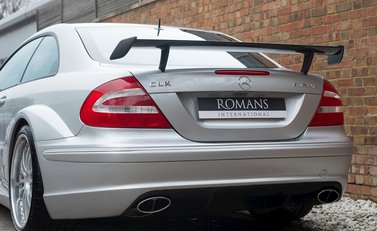 Mercedes-Benz CLK DTM AMG 27
