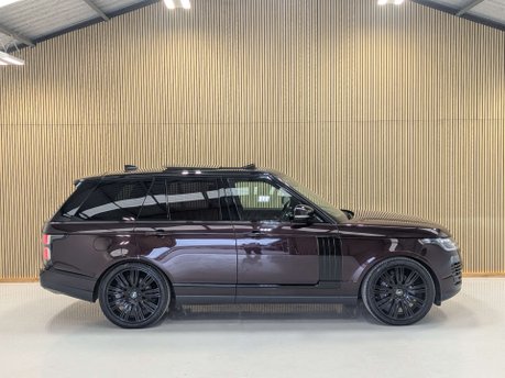 Land Rover Range Rover 3.0 Range Rover Vogue D MHEV Auto 4WD 5dr 14