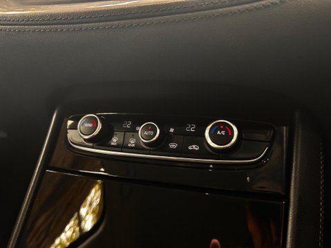 Vauxhall Grandland X SE S/S 28