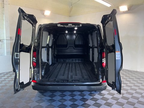 Ford Transit Custom 2.0 300 EcoBlue Limited L2 H1 Euro 6 (s/s) 5dr 7