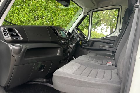 Iveco Daily 35C18H 3750WB Chassis Cab 12