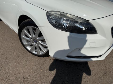 Volvo V40 1.6 T3 SE Euro 5 (s/s) 5dr 39