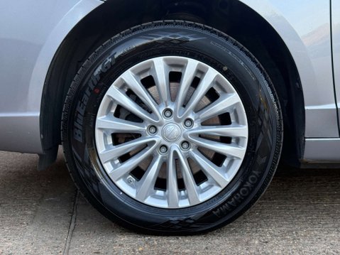 MG 5 MG5 Exclusive EV 5dr 34
