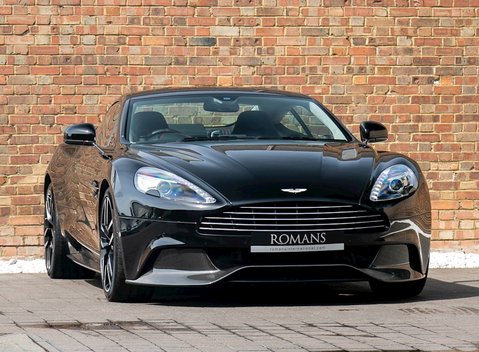Aston Martin Vanquish 1