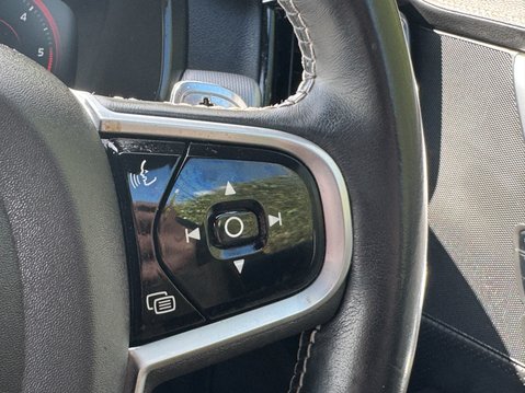Volvo V90 2.0 D4 R-Design Plus Estate 5dr Diesel Auto Euro 6 (190 ps) 14
