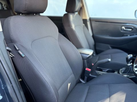Kia Carens 1.7 Carens 2 EcoDynamics CRDi 5dr 12