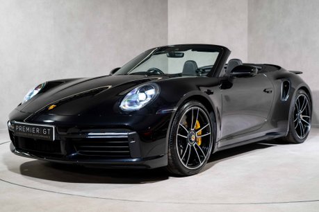 Porsche 911 TURBO S PDK. SPORTS CHRONO. HEATED & VENTILATED SEATS. PCCBS. SPORT EXHAUST 3