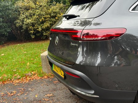 Mercedes-Benz EQC EQC 400 4MATIC AMG LINE PREMIUM 17