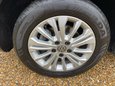 Volkswagen Caravelle 2.0 TDI Executive MPV 5dr Diesel DSG Euro 6 (s/s) (150 ps) 15