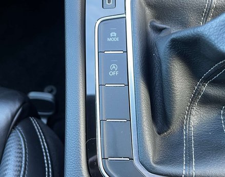 Volkswagen Passat 1.5 Passat R-Line TSi Evo 5dr 58