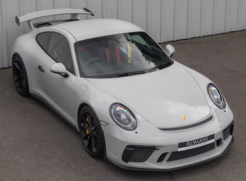 Porsche 911 GT3 (991.2) 8