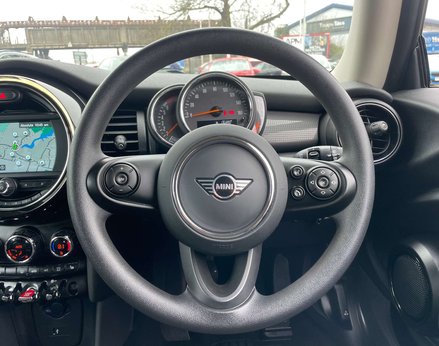 Mini Hatch 1.5 Cooper Classic 3dr 19