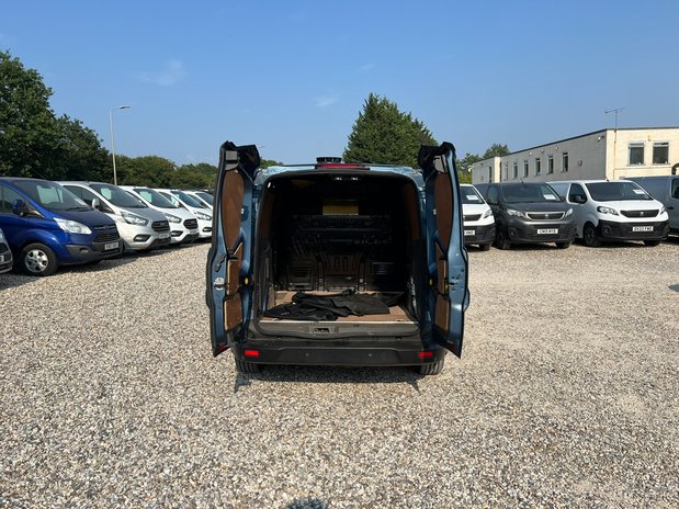 Ford Transit Connect AUTO (SOLD) SWB L1H1 Low Roof Limited Air Con Alloys Sensors Cam EURO 6 NO 9