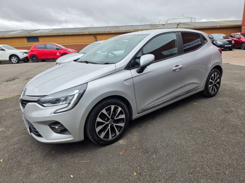 Renault Clio 1.0 Clio Iconic TCe 5dr 26