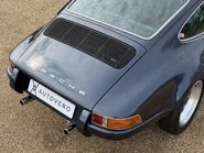 Porsche 911 CARRERA 3.2 BACK-DATE 25