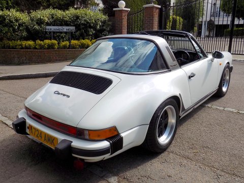 Porsche 911 CARRERA 3.2 TARGA 39