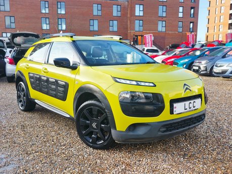 Citroen C4 Cactus 1.2 PURETECH FEEL..1 LADY OWNER..7 SERVICES LAST ONE @ 47K.. £20 R/TAX