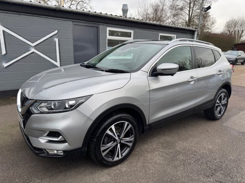 Nissan Qashqai N-CONNECTA DIG-T 8