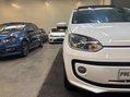 Volkswagen Up 1.0 High up! Euro 5 3dr 29