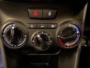 Peugeot 208 1.2 VTi Style Euro 5 5dr 18