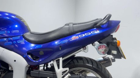 Triumph Sprint 2002 27K RUNNING PROJECT BIKE SPARES OR REPAIR SPORTS TOURER 17