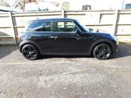 Mini Hatch 1.5 COOPER D 5 Dr 3