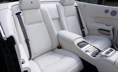 Rolls-Royce Dawn 28