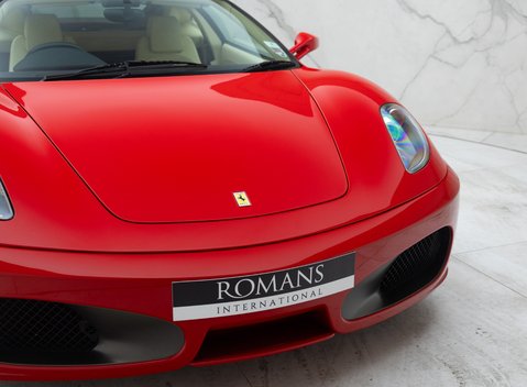 Ferrari F430 Coupe Manual 35
